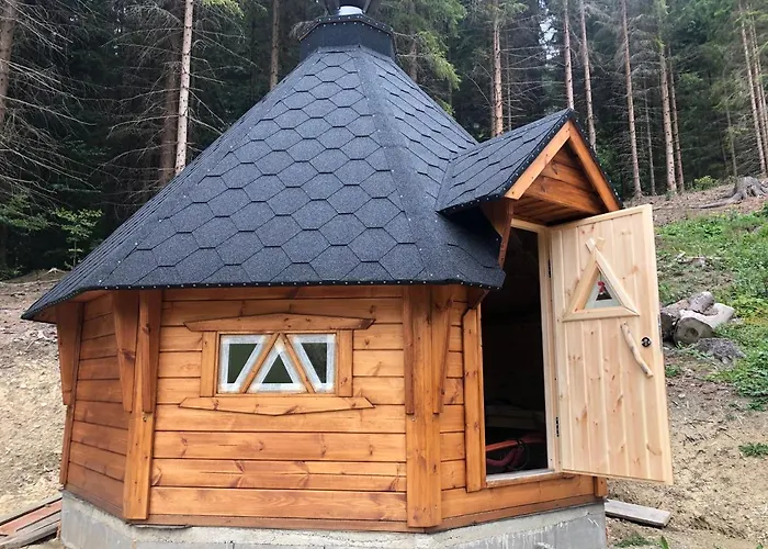 Na Leskove 山林小屋
