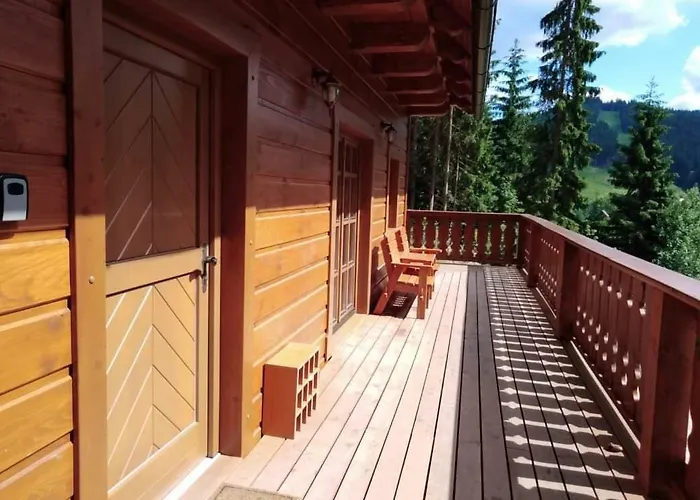 Na Leskove 山林小屋